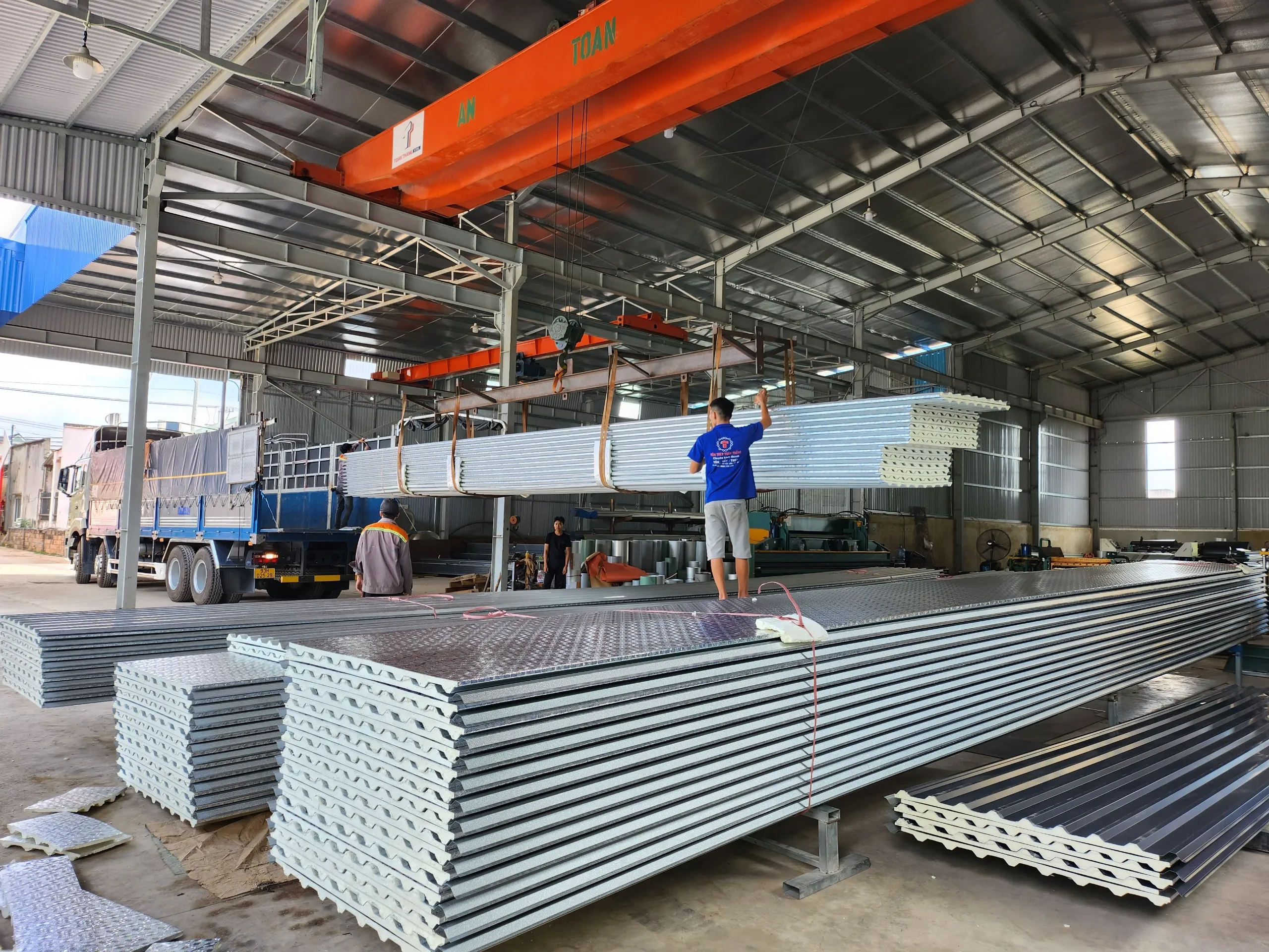 Báo giá tôn xốp cách nhiệt mới nhất tại Bình Phước