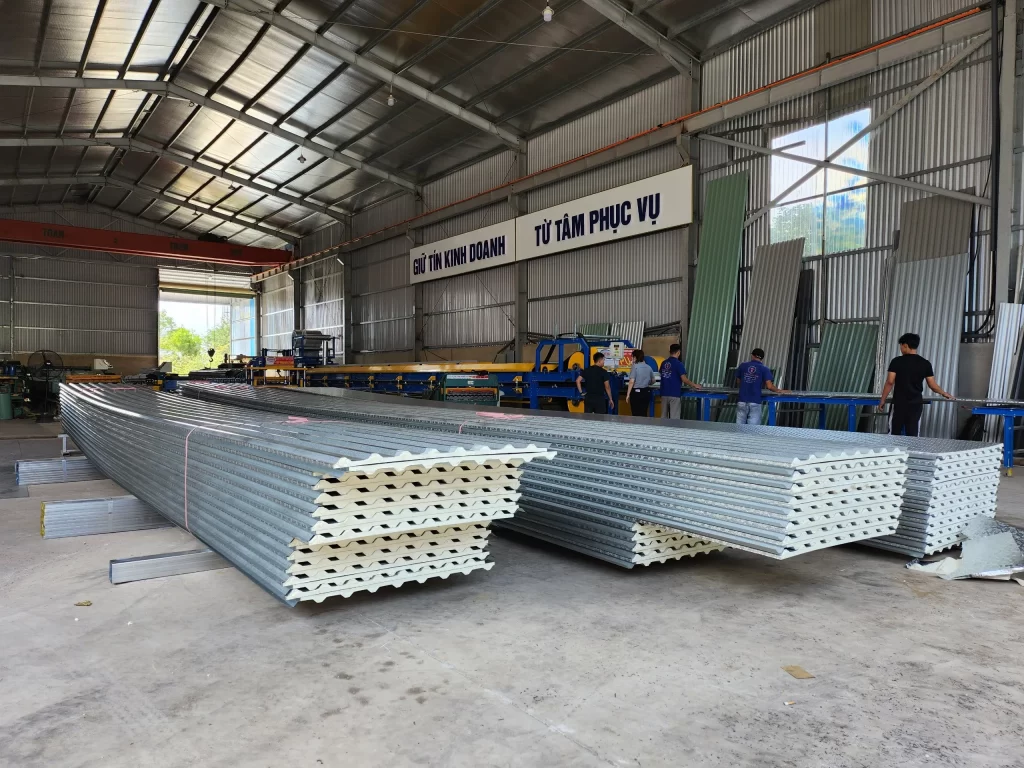 Báo giá tôn xốp cách nhiệt mới nhất tại Bình Phước